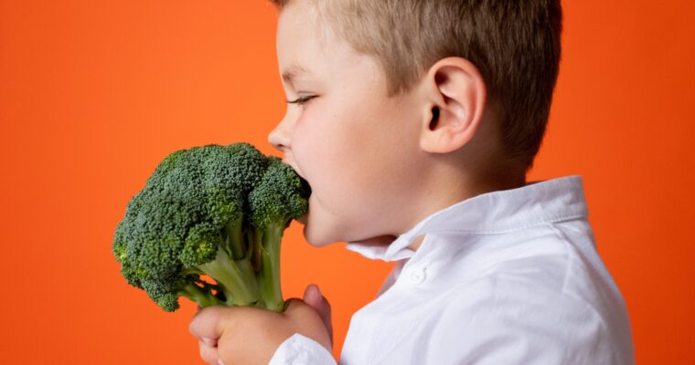12 Healthy, Non-Perishable Snacks To Help Kids Maintain Their Focus
